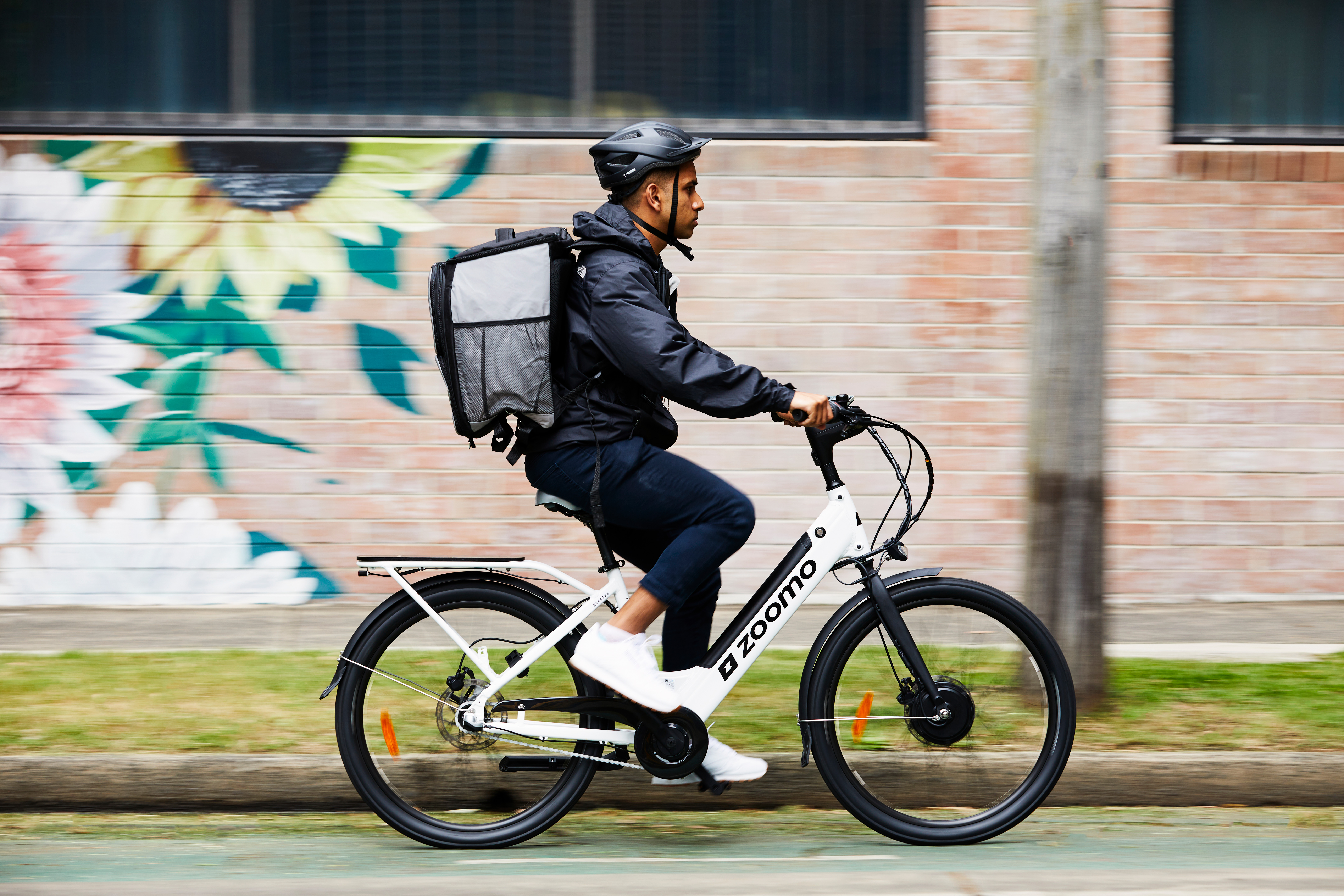 Zoomo e-bikes 2